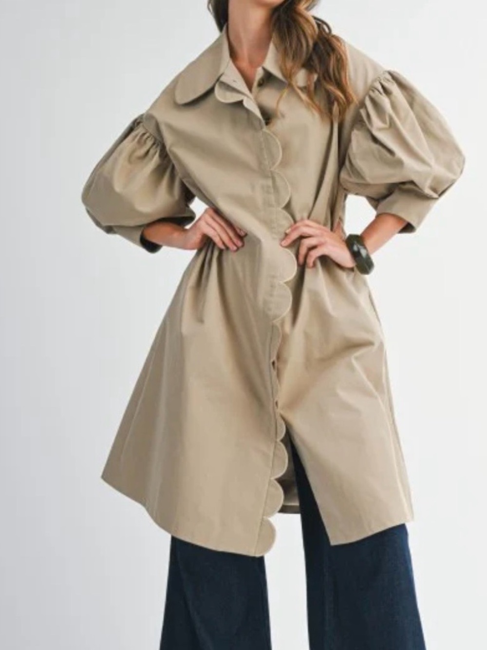 Scallop Detailed Balloon Sleeve Trench Coat / Rain Coat, Khaki Sz: S/M & M/L - Picture 3 of 16